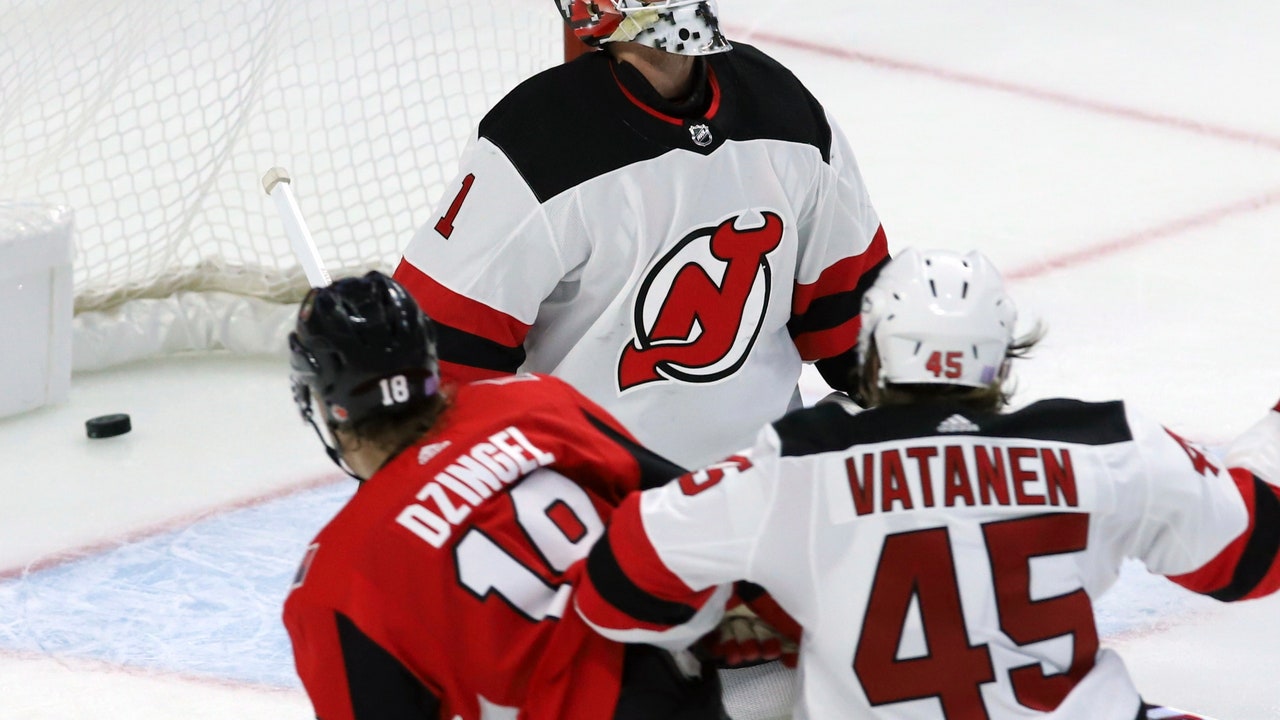Senators rally after Uber video, beat Devils 7-3